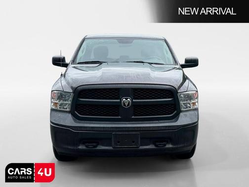 Granite Crystal Metallic Clearcoat 2018 RAM 1500 Tradesman