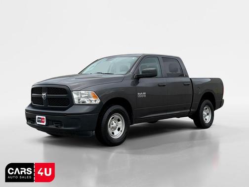 Granite Crystal Metallic Clearcoat 2018 RAM 1500 Tradesman