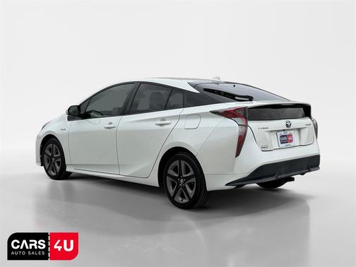 2016 Toyota Prius Three Touring