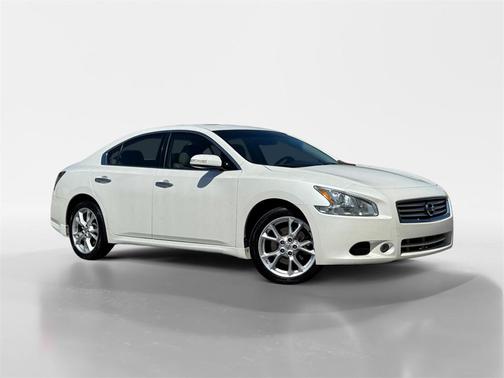 2014 Nissan Maxima SV