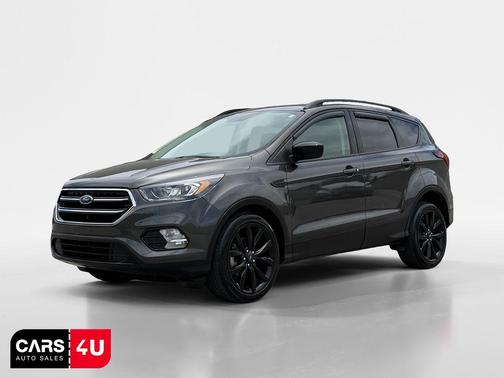 Magnetic Metallic 2019 Ford Escape SE