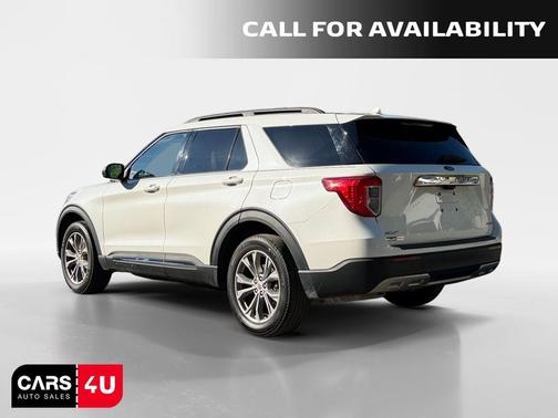 Star White Metallic Tri-Coat 2022 Ford Explorer XLT