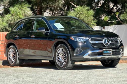 2025 Mercedes-Benz GLC 300 Base