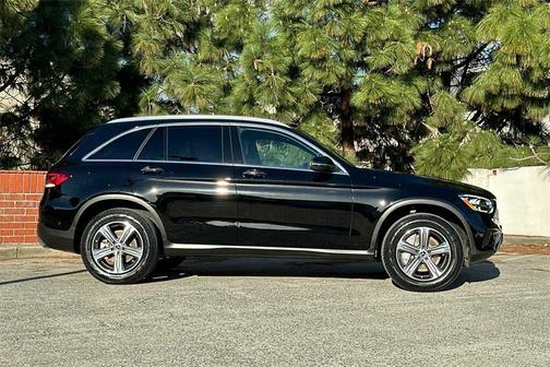 2022 Mercedes-Benz GLC 300 