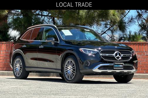 Black 2024 Mercedes-Benz GLC 300 4MATIC