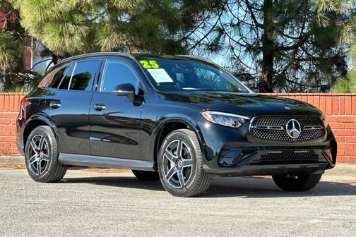 2025 Mercedes-Benz GLC 300 