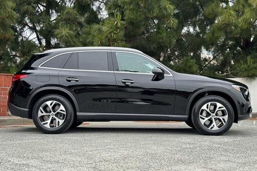 2025 Mercedes-Benz GLA 250 Base