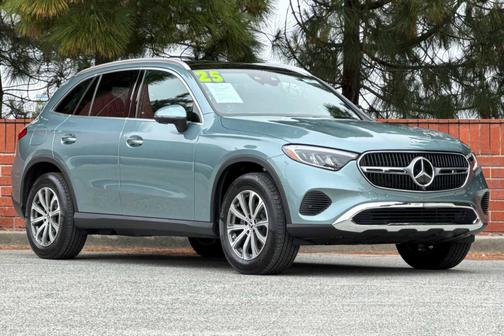 2025 Mercedes-Benz GLC 300 4MATIC