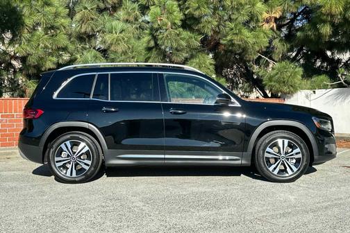 2025 Mercedes-Benz GLB 250 Base