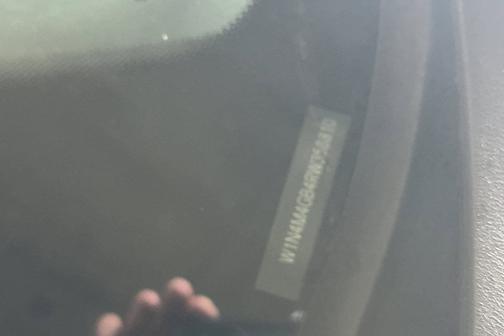 2024 Mercedes-Benz GLB 250 