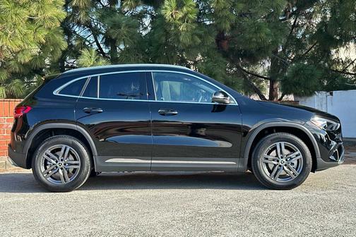 2026 Mercedes-Benz GLA 250 Base