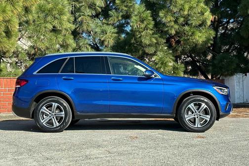 2022 Mercedes-Benz GLC 300 