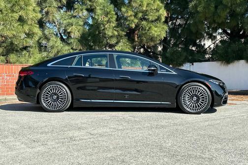 2022 Mercedes-Benz EQS 450+ Base