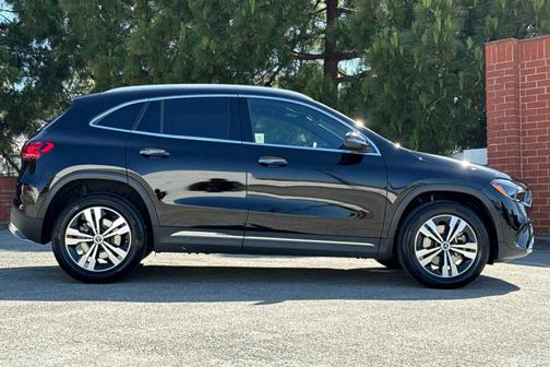 2024 Mercedes-Benz GLA 250