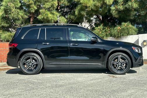 2021 Mercedes-Benz GLB 250 