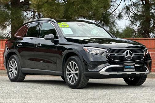 2025 Mercedes-Benz GLC 300 Base