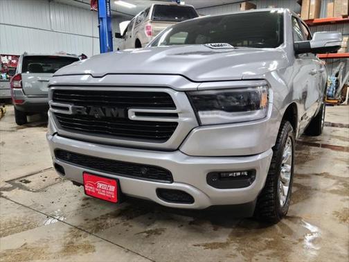 Photo 1 of 43 of 2019 RAM 1500 Sport