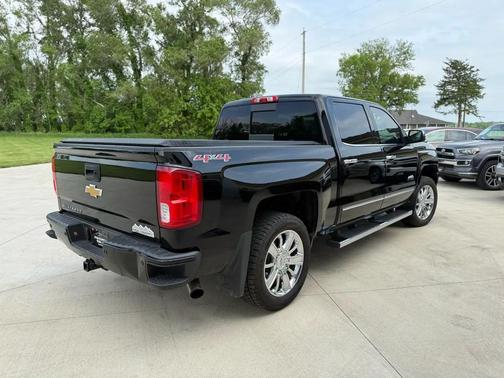 Black 2016 Chevrolet Silverado 1500 High Country