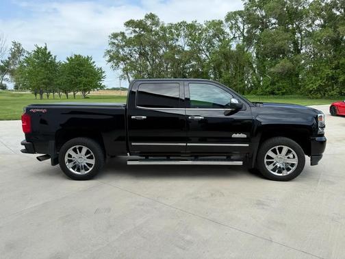Black 2016 Chevrolet Silverado 1500 High Country