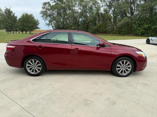 2017 Toyota Camry XLE