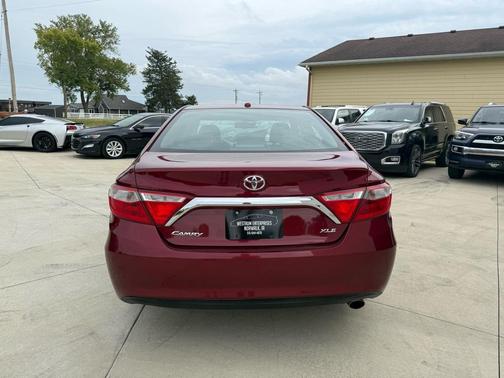 2017 Toyota Camry XLE