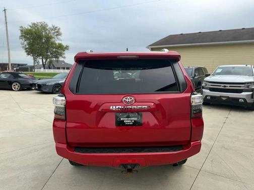 Barcelona Red Metallic 2016 Toyota 4Runner SR5