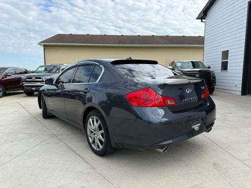 Graphite Shadow 2010 INFINITI G37x Base