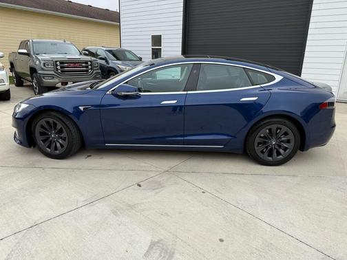 2018 Tesla Model S 100D