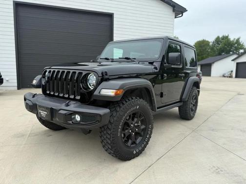 Black Clearcoat 2022 Jeep Wrangler Willys