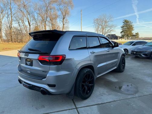 2016 Jeep Grand Cherokee SRT