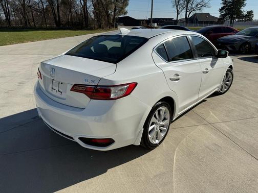 2018 Acura ILX Base