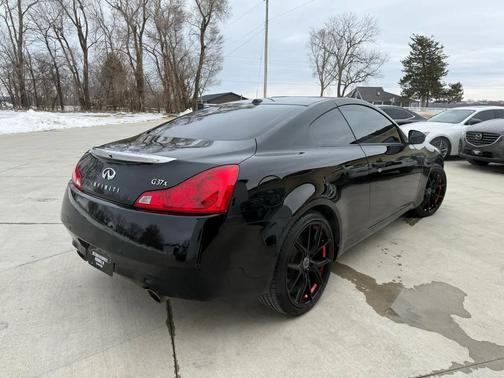 2010 INFINITI G37x Base
