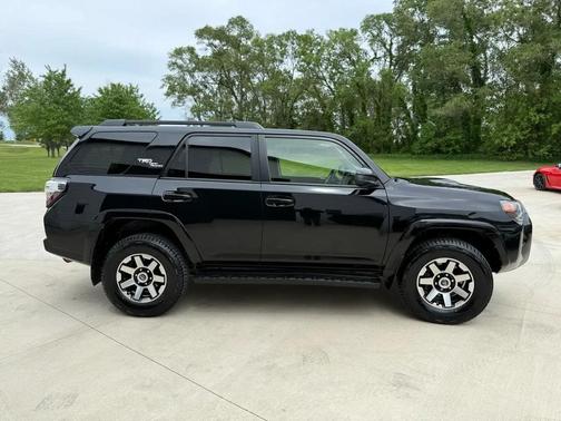 Midnight Black Metallic 2020 Toyota 4Runner TRD Off Road
