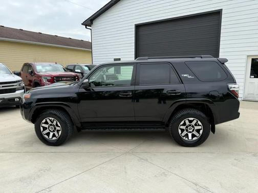 Midnight Black Metallic 2020 Toyota 4Runner TRD Off Road
