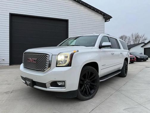 2017 GMC Yukon XL Denali
