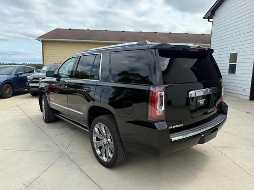 Onyx Black 2017 GMC Yukon Denali