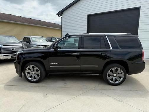 Onyx Black 2017 GMC Yukon Denali