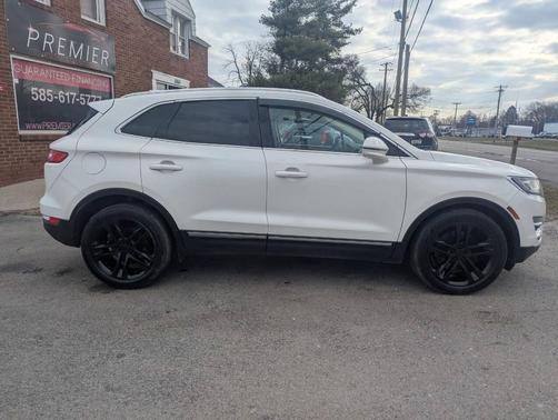 2015 Lincoln MKC Base