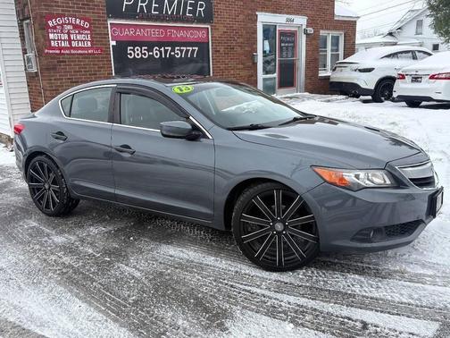 2013 Acura ILX 2.0L w/Premium Package
