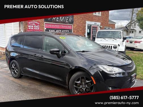 2019 Chrysler Pacifica Touring L