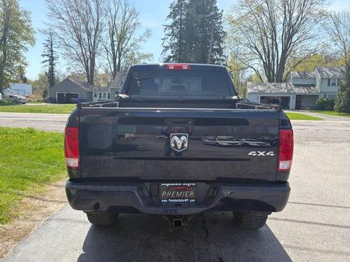 Blue Streak Pearl Coat 2018 RAM 1500 Express