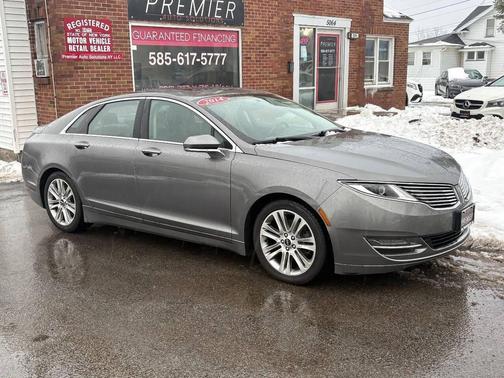 2014 Lincoln MKZ Base