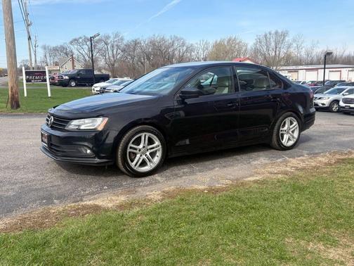 Black Uni 2016 Volkswagen Jetta 1.8T Sport