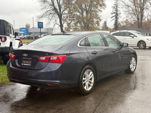 2017 Chevrolet Malibu 1LT