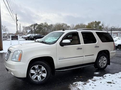 2012 GMC Yukon Denali