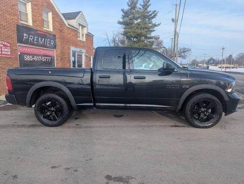 2016 RAM 1500 Tradesman/Express