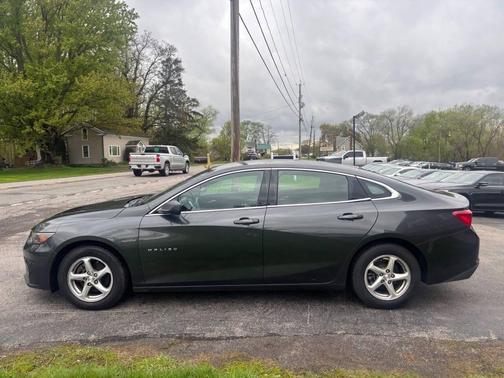 Nightfall Gray Metallic 2017 Chevrolet Malibu 1LS