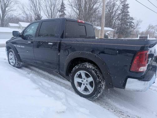 2012 RAM 1500 Big Horn 4x4 4dr Crew Cab 5.5 ft. SB Pickup