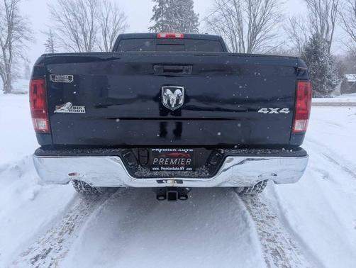 2012 RAM 1500 Big Horn 4x4 4dr Crew Cab 5.5 ft. SB Pickup