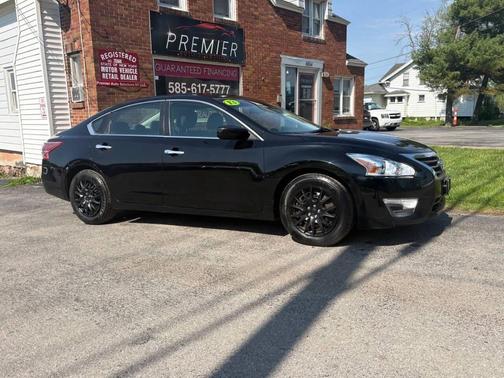Super Black 2013 Nissan Altima 2.5 S